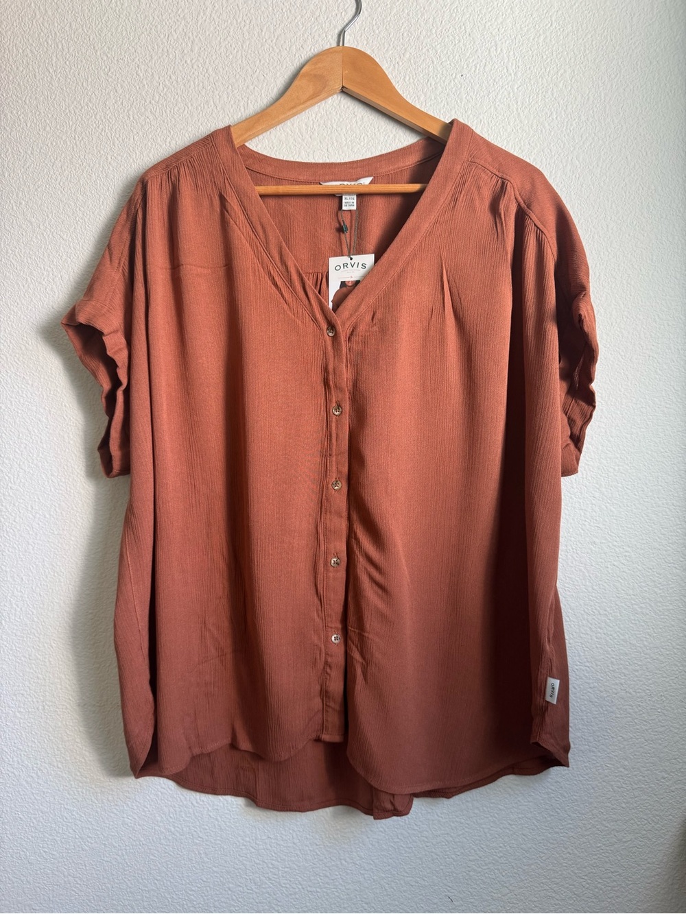 Orvis Women's Button-Front V-Neck Top in Earthy Rust